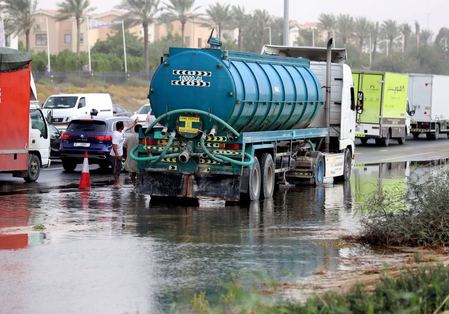 Dotless Rainwater Collection Services: Revolutionizing Water Management in Dubai