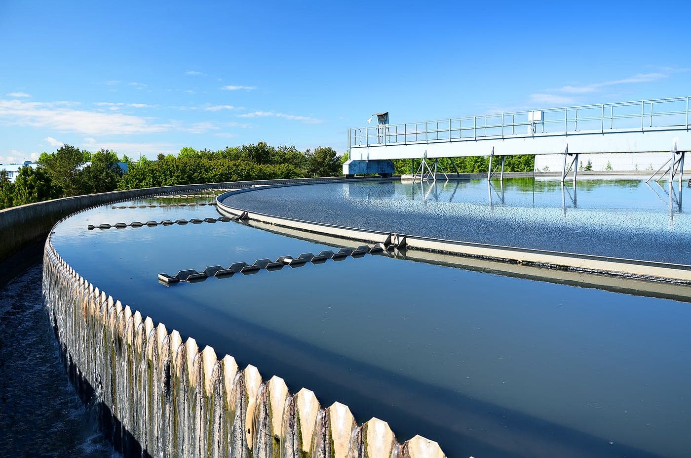 Sustainable Solutions for Industrial Wastewater Removal in Dubai